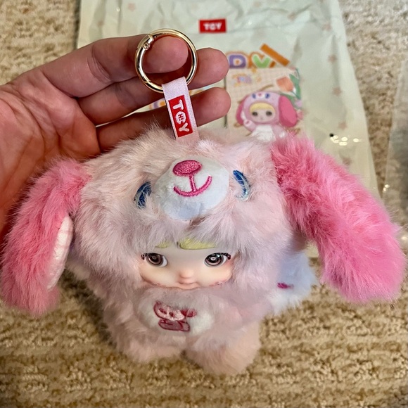 New Nommi Puppy Diary series confirmed Marshmallow pink & white with dress - Picture 4 of 7